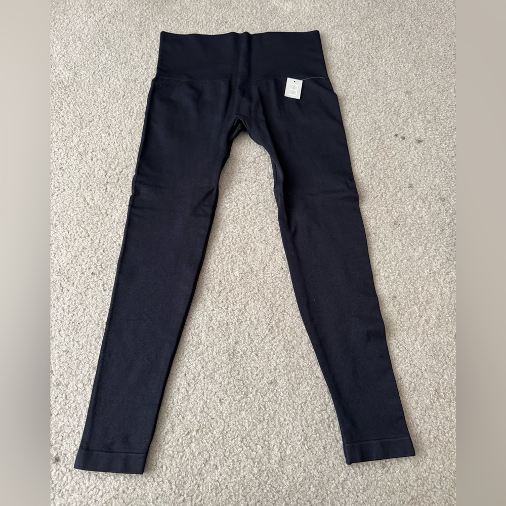 NWT Maurice’s high rise ultra sculpt leggings